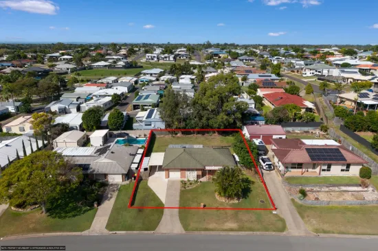 33 Shelley Street, Scarness, Qld 4655