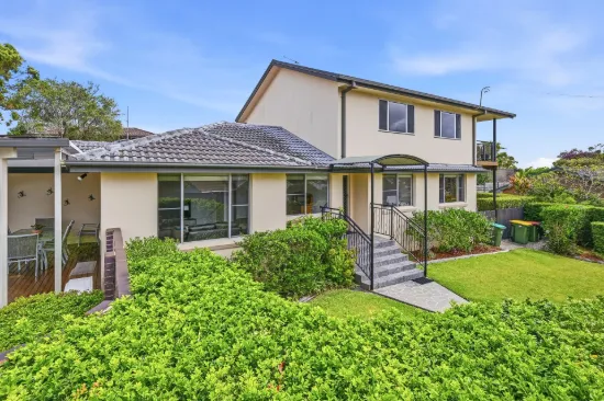 33 Shelly Beach Road, Port Macquarie, NSW 2444