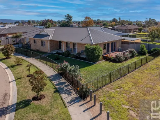 33 Silver Wattle Drive, Wangaratta, Vic 3677