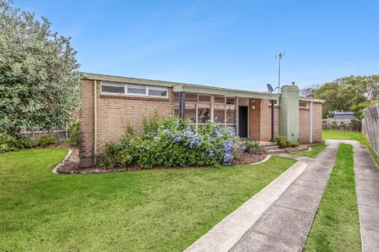 33 Simons Road, Leopold, Vic 3224