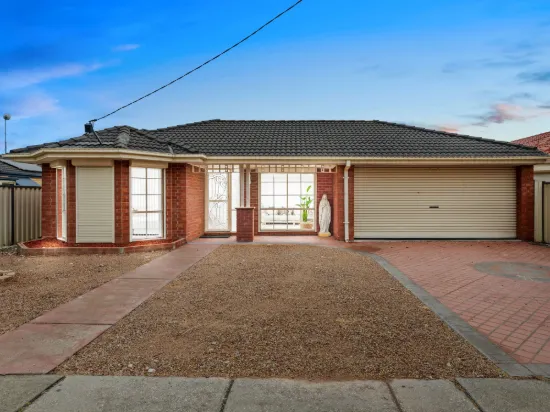 33 Station Road, Deer Park, Vic 3023