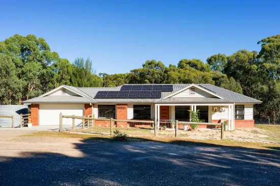 33 Steele Street, Chewton, Vic 3451