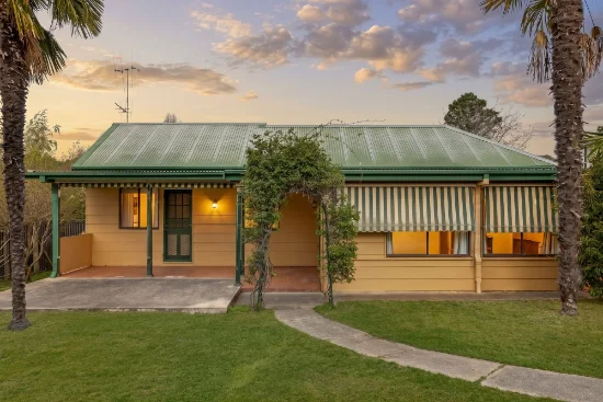 33 Thorpe Avenue, Queanbeyan, NSW 2620