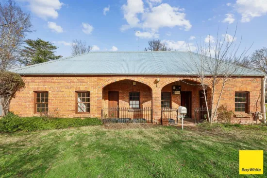 33 Turallo Terrace, Bungendore NSW 2621-Image