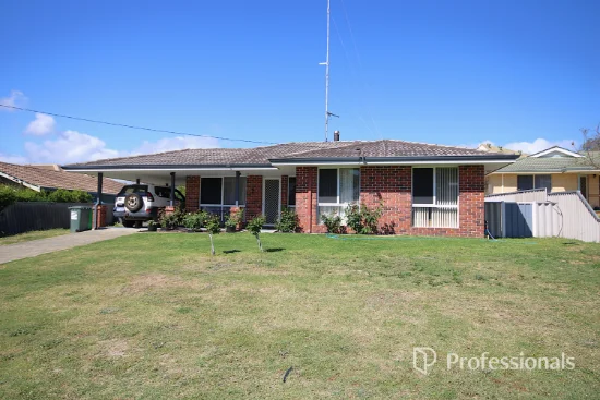 33 Wakefield Crescent, Australind, WA 6233 - For Sale