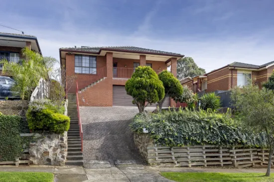 33 Westfield Boulevard, Westmeadows, Vic 3049