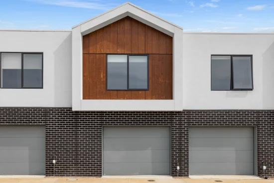 33 Wetland Circuit, Hampton Park, Vic 3976