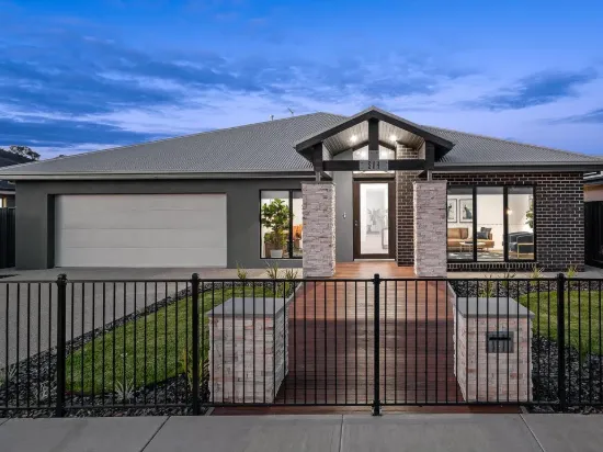 33 Woodbridge Street, Killara, Vic 3691