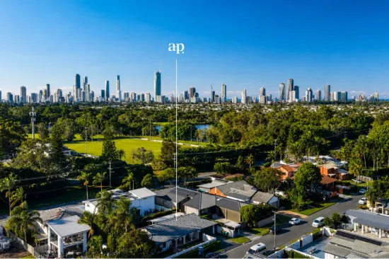 330 Monaco Street, Broadbeach Waters, Qld 4218