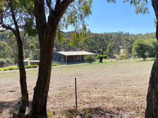 332 Old Shirley Road, Beaufort, Vic 3373