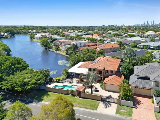 34 Beauty Point Drive, Robina, Qld 4226