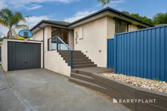 34 Bimbadeen Drive, Mooroolbark, Vic 3138