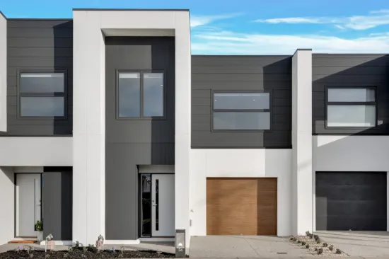 34 Bluewater Drive, Armstrong Creek, Vic 3217