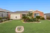 34 Brentwood Drive, Cranbourne North, Vic 3977