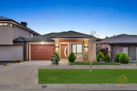 34 Carpathian Drive, Clyde North, Vic 3978
