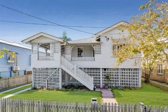 34 Cedar Street, Greenslopes, Qld 4120