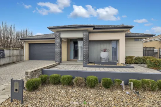34 Crepe Avenue, Cranbourne West, Vic 3977