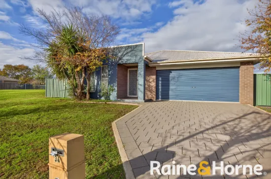 34 Dalbeattie Crescent, Dubbo, NSW 2830
