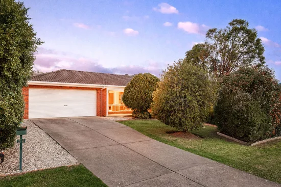 34 Doulton Drive, West Albury, NSW 2640
