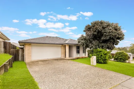 34 Essington Mews, Leichhardt, Qld 4305