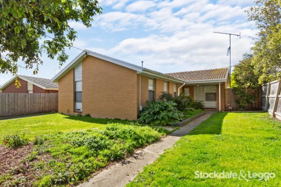 34 Hawthorn Crescent, Churchill, Vic 3842 - For Rent