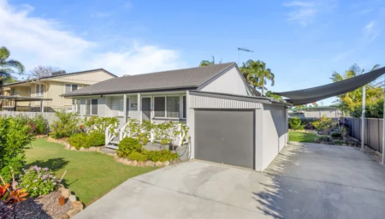 34 Hill Parade, Clontarf, Qld 4019