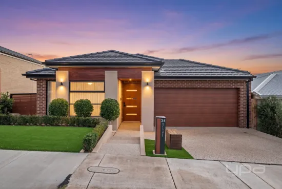34 Hollyhoke Drive, Maddingley, Vic 3340