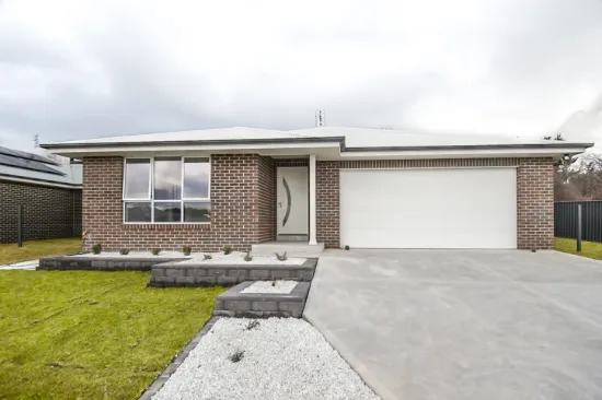 34 Hoynes Circuit, Blayney, NSW 2799