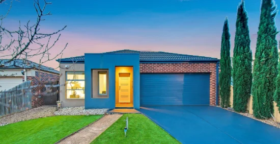 34 James Cook Drive, Truganina, Vic 3029 - For Rent