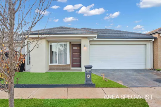 34 Juliete Street, Strathtulloh, Vic 3338