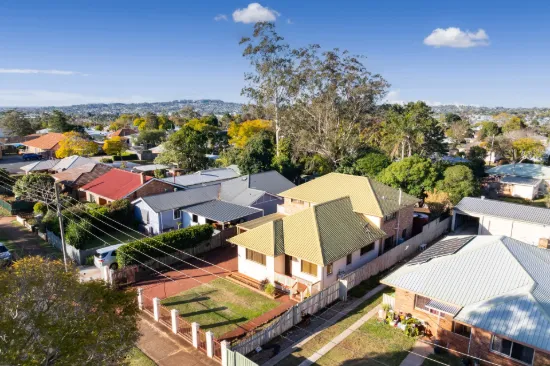 34 Justin Street, Harristown, Qld 4350