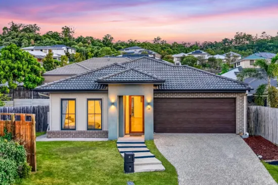 34 Kincraig Circuit, Spring Mountain, Qld 4300