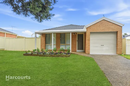 34 Larapinta Crescent, St Helens Park, NSW 2560
