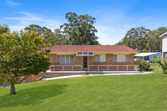 34 Leo Drive, Narrawallee, NSW 2539
