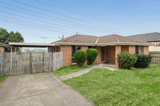 34 Lesley Drive, Hampton Park, Vic 3976