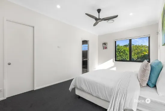 34 Lytton Road, Bulimba, Qld 4171-Image