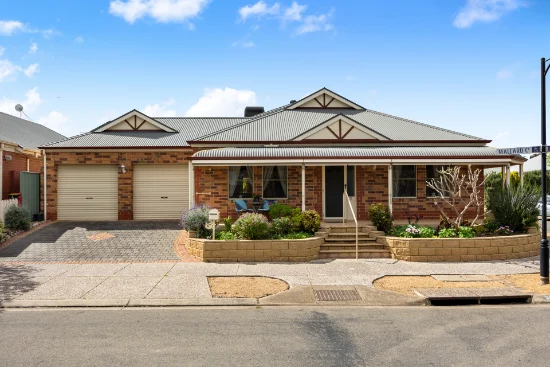34 Mallard Crescent, Mawson Lakes, SA 5095
