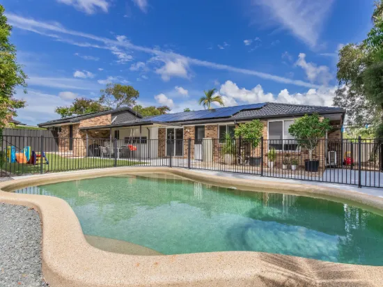 34 Merridown Drive, Merrimac, Qld 4226