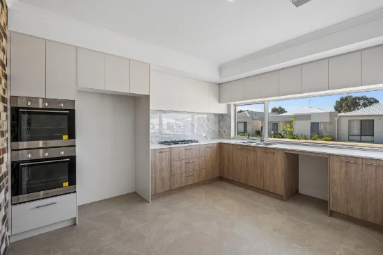 34 Nadilo Drive, Spearwood, WA 6163