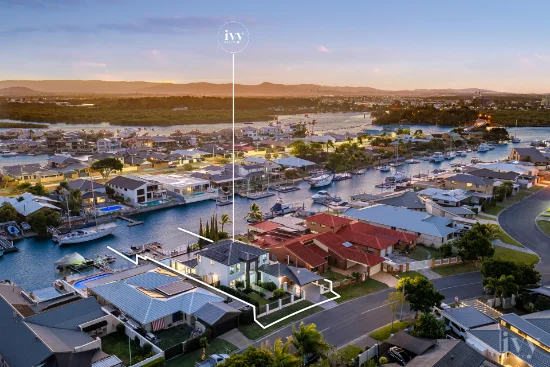 34 O'Grady Drive, Paradise Point, Qld 4216