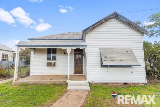 34 Regent Street, Junee, NSW 2663