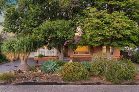 34 Roberts Road, Hackham West, SA 5163