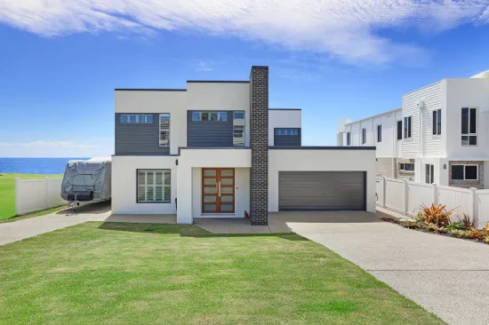 34 Sea Esplanade, Elliott Heads, Qld 4670