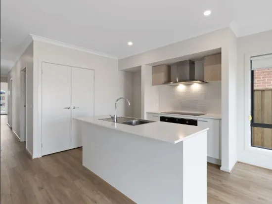 34 Skipper Street, Lara, Vic 3212