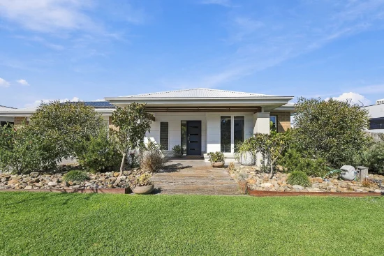 34 Surrey Place, Inverloch, Vic 3996 - For Sale