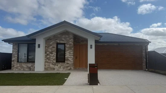 34 Telfer Street, Lucas, Vic 3350 - For Rent