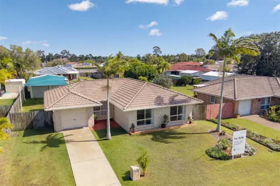 34 Thornbill Drive, Eli Waters, Qld 4655