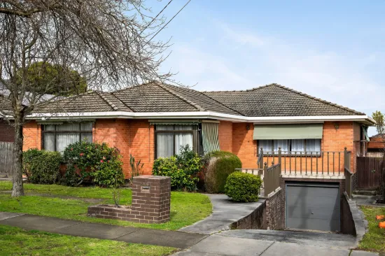 340 Manningham Road, Doncaster, Vic 3108