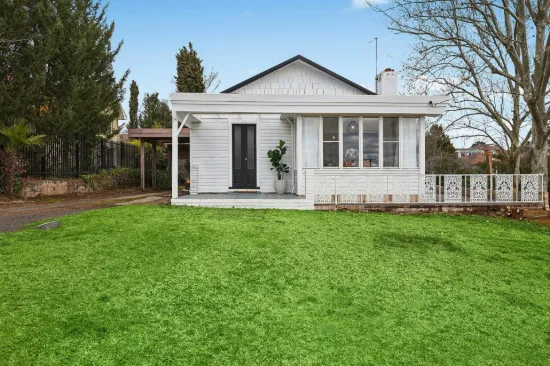 342 Russell Street, West Bathurst, NSW 2795