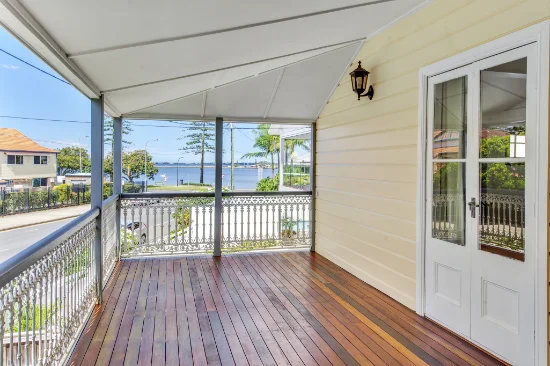 345 Upper Esplanade, Manly, Qld 4179